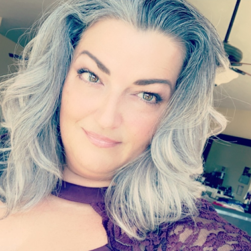 Meet your Posher, Lynnette